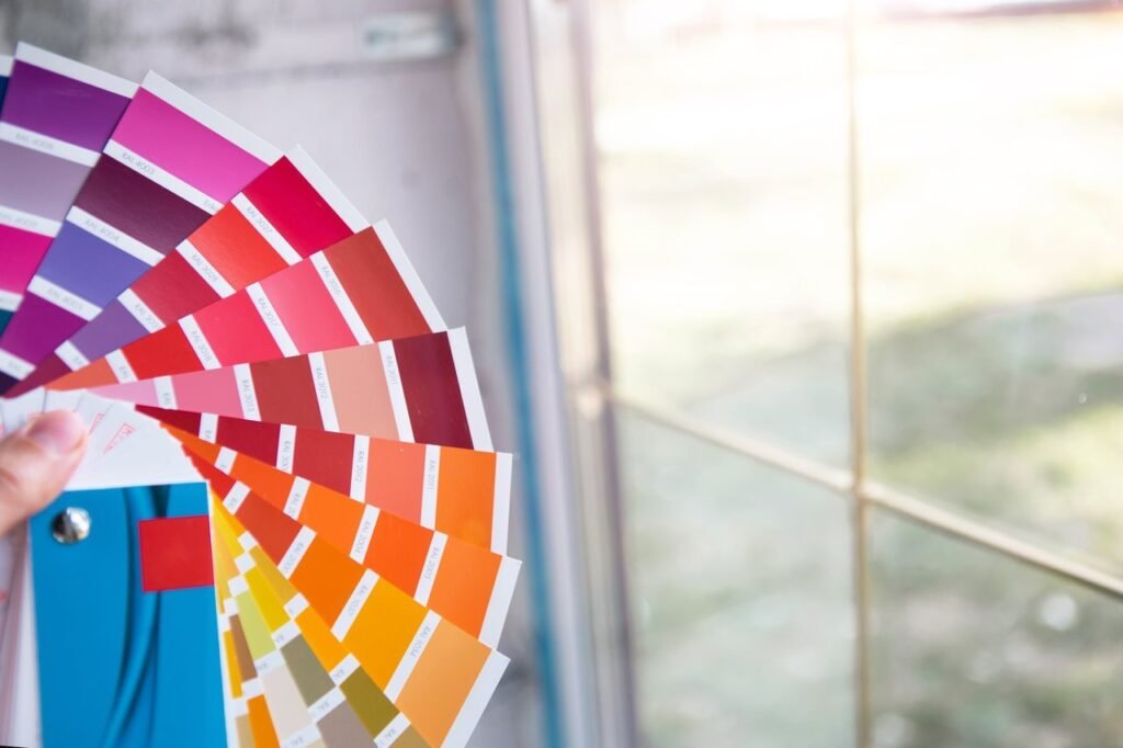associer-les-couleurs-en-decoration-interieure-techniques-et-astuces-dexpert